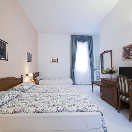 B&B Porta Di Mare Катандзаро Экстерьер фото