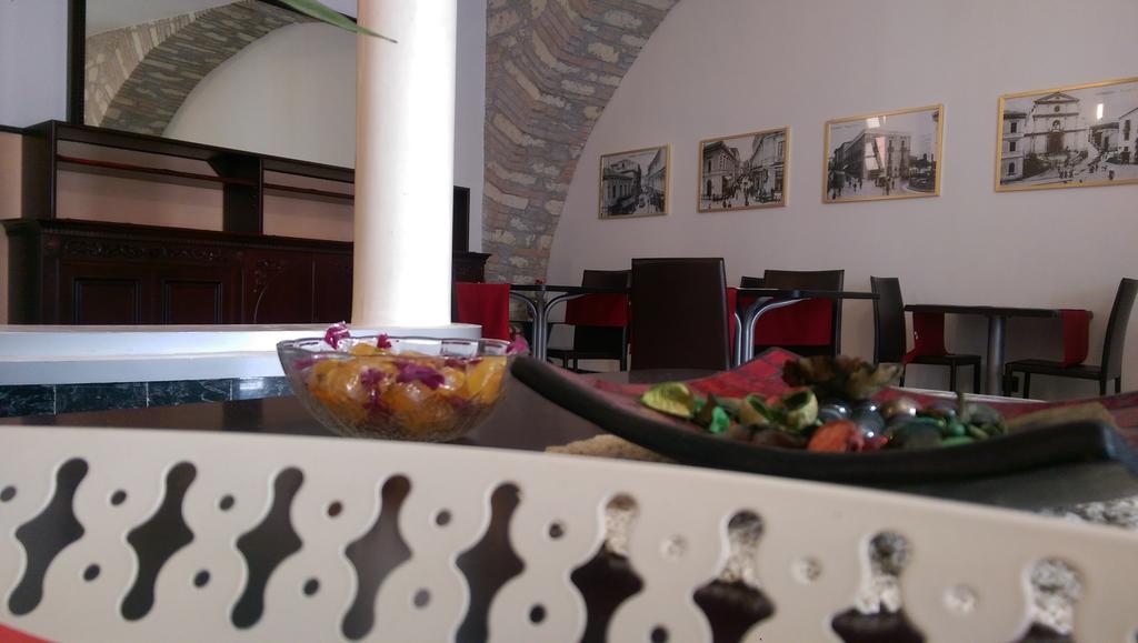 B&B Porta Di Mare Катандзаро Экстерьер фото