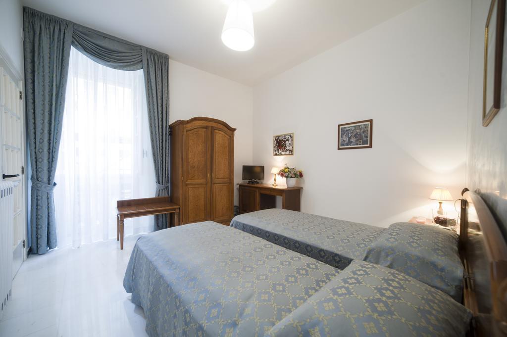B&B Porta Di Mare Катандзаро Экстерьер фото